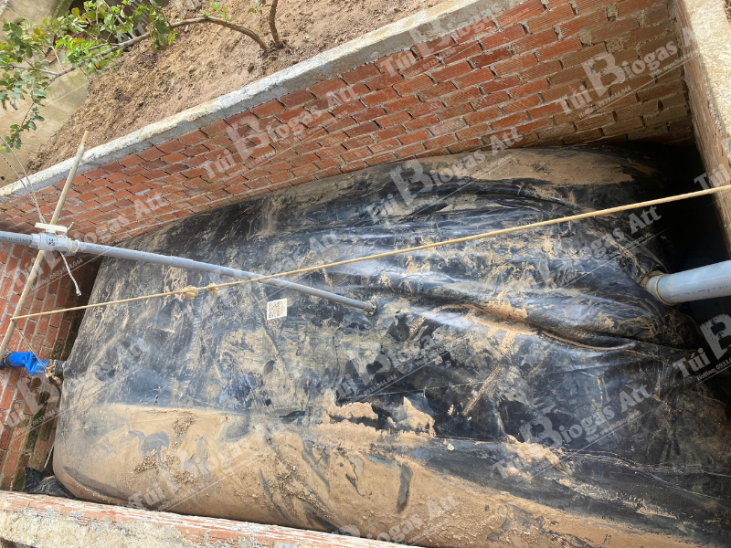 Chat Lieu Bat Hdpe Day 1mm Chong Tia Uv Tui Biogas