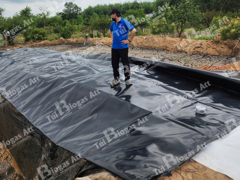 Trai Tui Biogas Hdpe Tren Mat Dat
