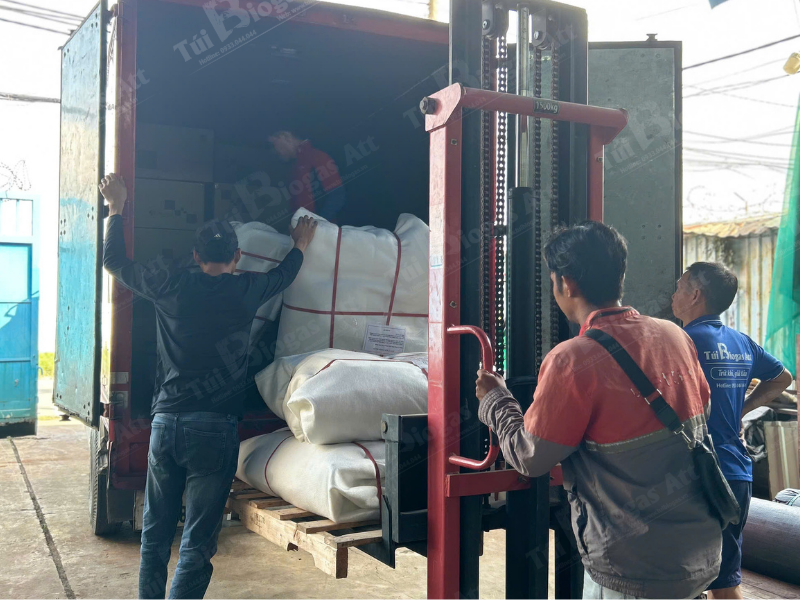 Van Chuyen Tui Biogas Tai Lam Dong
